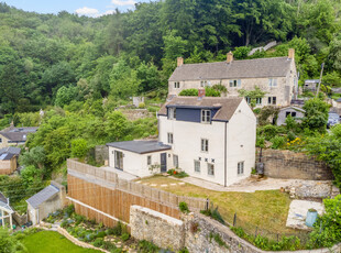 3 bedroom property for sale in Zion Hill, Stroud, GL6