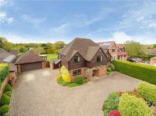 5 Bedroom Detached House For Sale In Chalfont St. Giles