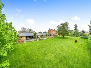 6 Bedroom Town House For Sale In Nr Leominster, Herefordshire
