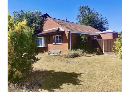 3 bedroom detached bungalow for sale in Goxhill Grove, Lincoln, LN6