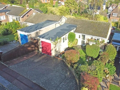 2 bedroom detached bungalow for sale in Buckhurst Close, Eastbourne, BN20 9EF, BN20
