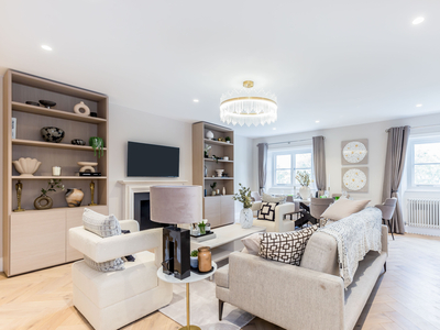 4 bedroom property for sale in Cleveland Square, London, W2