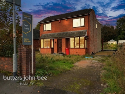 6 bedroom House - Detached for sale in Stoke-On-Trent