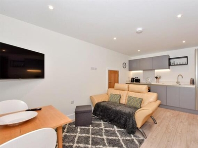 1 Bedroom Apartment For Rent In Marlow, Buckinghamshire