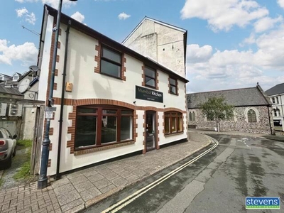 1 Bedroom Terraced House For Sale In 4 Church Court, St James Street