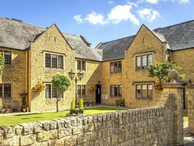 2 Bedroom Apartment For Sale In Chipping Campden, Gloucestershire