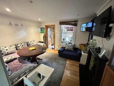 2 Bedroom Terraced House For Sale In Hayes, Greater Londonw