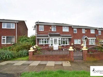 3 Bedroom End Of Terrace House For Sale In Hall Farm