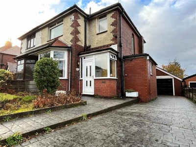 3 Bedroom Semi-detached House For Sale In Thornham, Rochdale