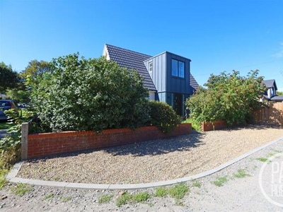 4 Bedroom Detached House For Sale In Pakefield