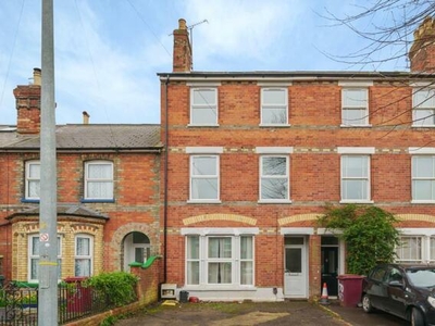5 Bedroom Terraced House For Sale In Berkshire